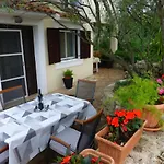 Mali Iz 16535b Apartmán